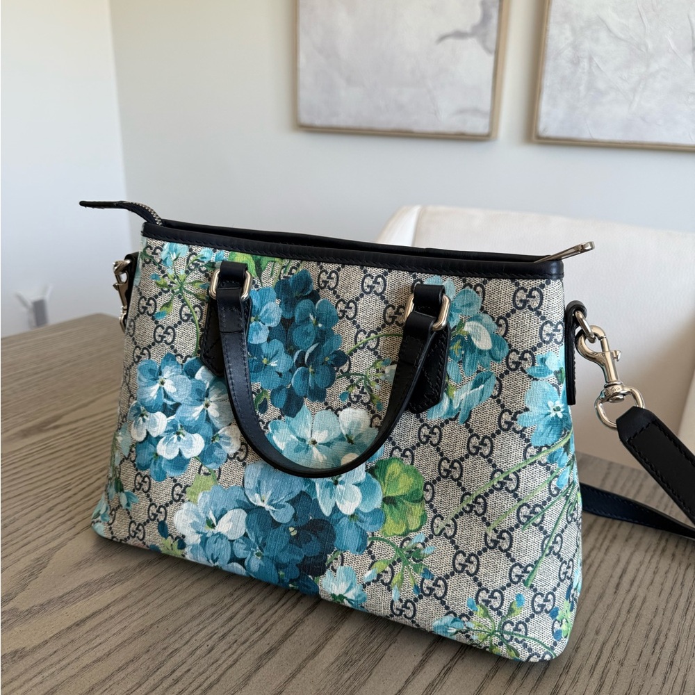 Gucci Blue and Black Satchel with Floral Design - Picture 3 of 4